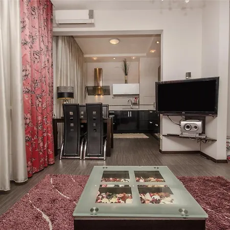 Natali Apartment